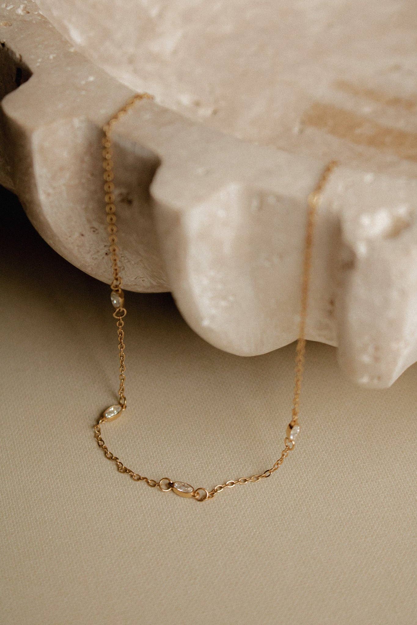 poppy necklace