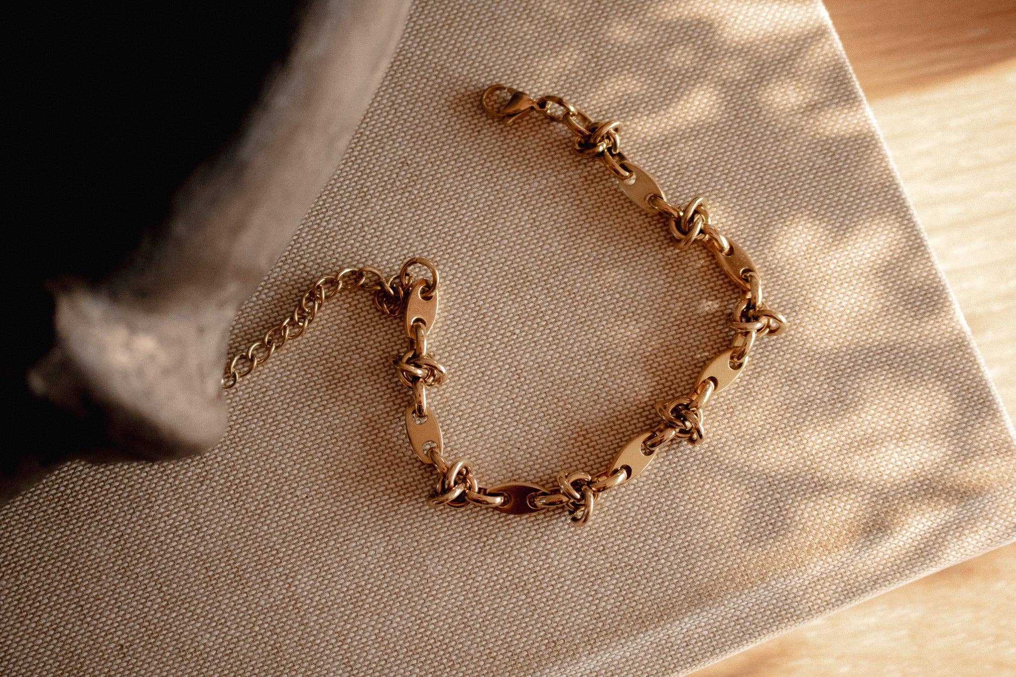 estie bracelet